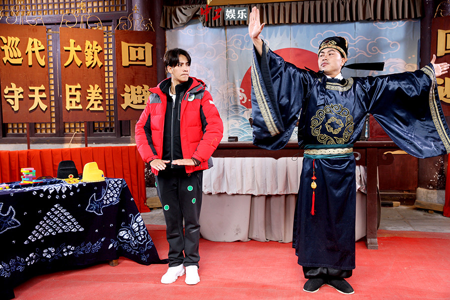 《二十四小時(shí)》陳坤為兄弟情放棄臥底任務(wù) 韓庚再得“女神信物”