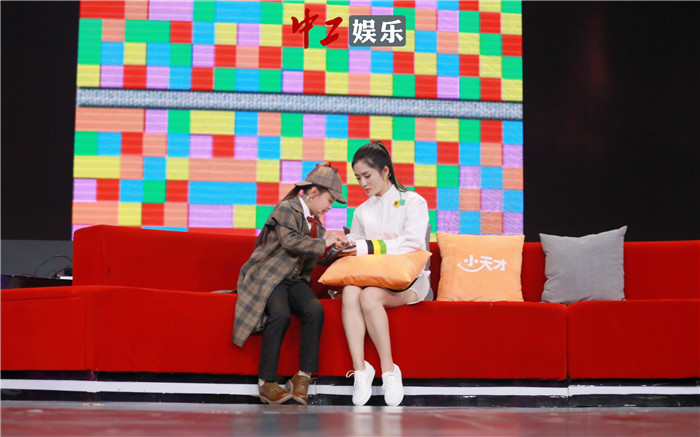 《神奇的孩子》8歲小偵探過目不忘 超強大腦震驚現(xiàn)場