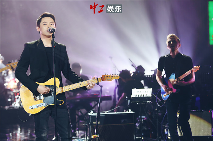 五年磨一劍，梁博《歌手》自帶樂(lè)隊(duì)唱響《靈魂歌手》