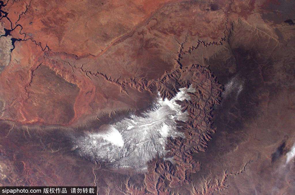 法國宇航員“太空日記”更新 一大波地球美照來襲