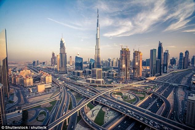 迪拜組建無人駕駛巴士車隊(duì) 2019年投入運(yùn)營(yíng)（組圖）