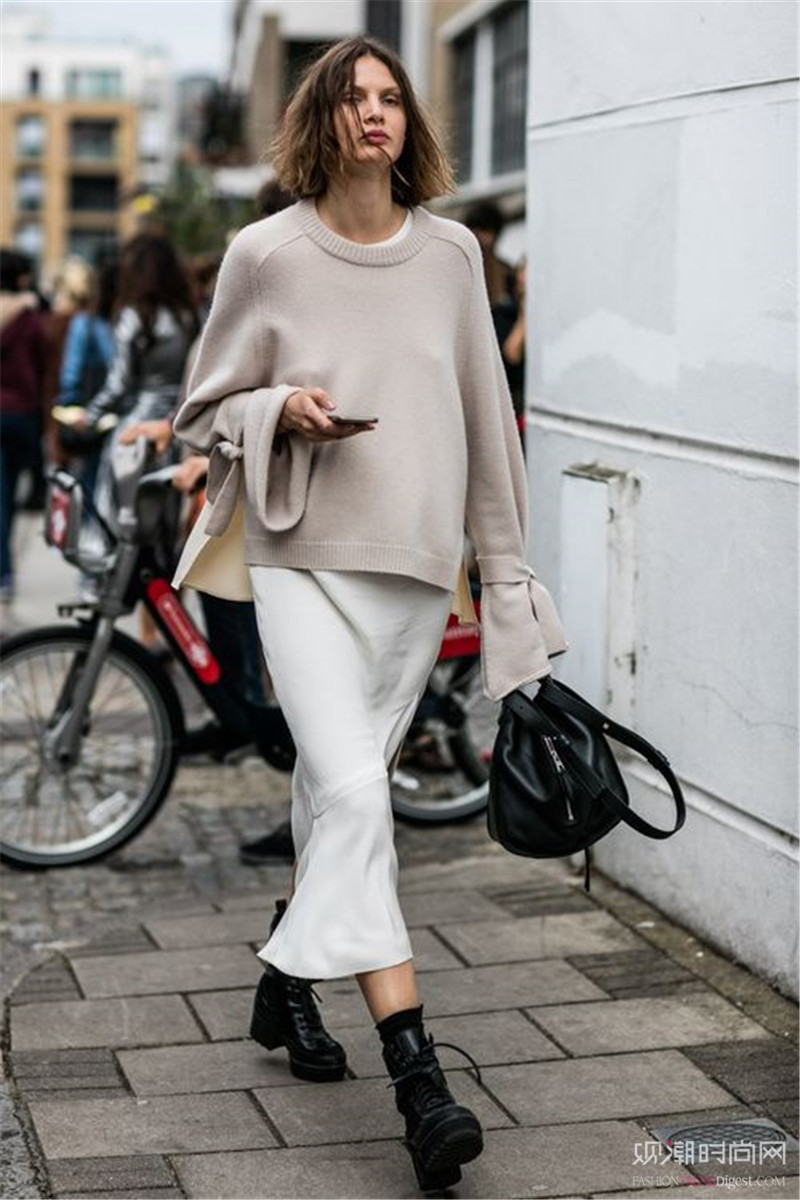 用一件毛衣輕松搞定春季時髦搭配