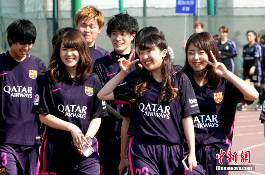 南開大學(xué)600留學(xué)生體驗(yàn)“別樣”運(yùn)動(dòng)會(huì)