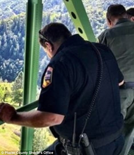 瘋狂的網癮患者：美國女子為“獲贊”自拍墜橋