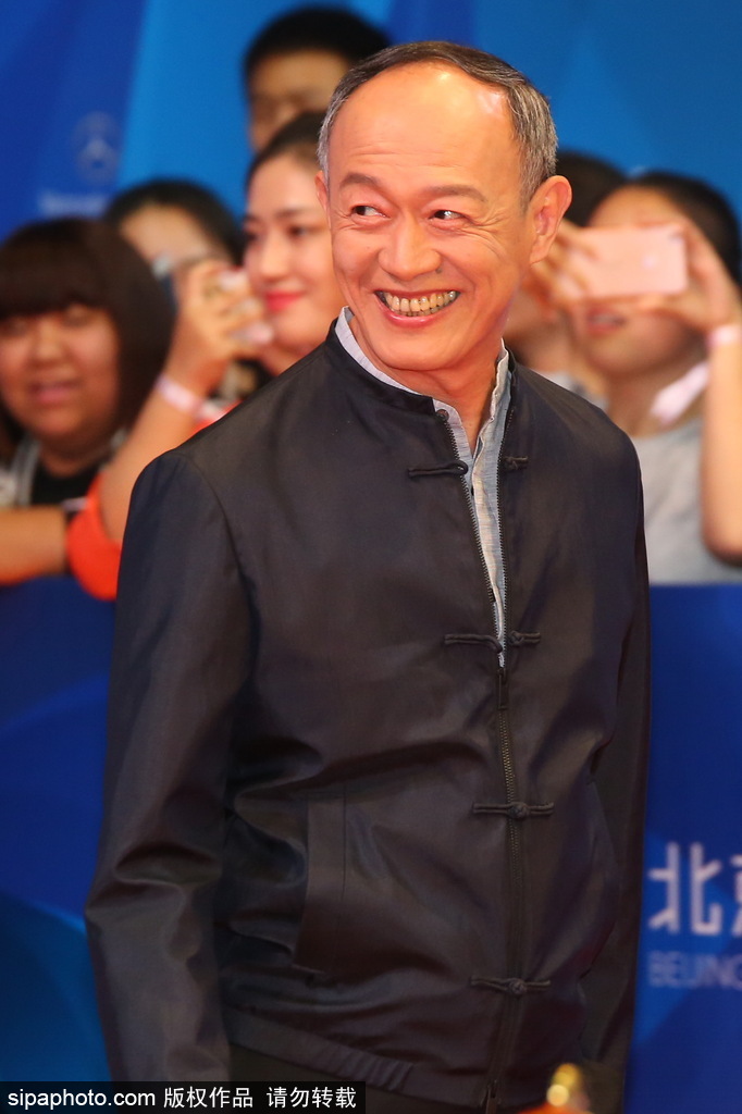 第七屆北京電影節(jié)：莫妮卡·貝魯奇性感現(xiàn)身閉幕式紅毯 林志玲、蔣雯麗、殷桃同場(chǎng)爭(zhēng)艷