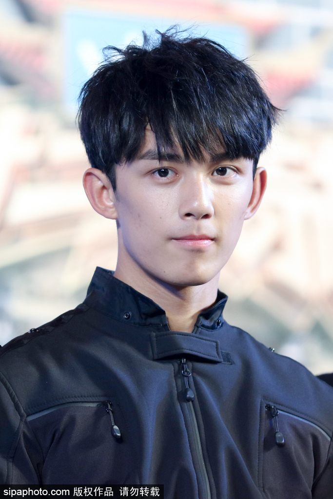 吳亦凡與鄉村愛情劉能成CP 趙麗穎接受“趙小刀”綽號