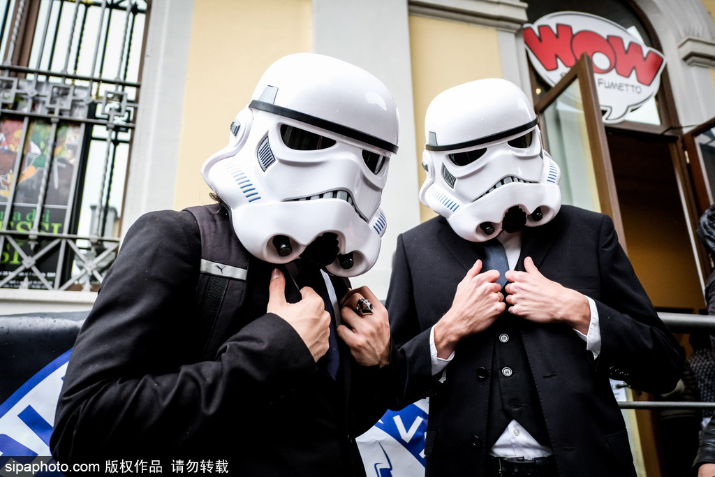 星戰(zhàn)40周年 意大利米蘭舉行“星球大戰(zhàn)日”coser云集