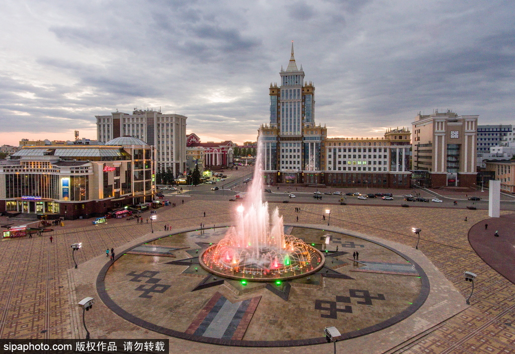 俯瞰俄羅斯薩蘭斯克城市風光