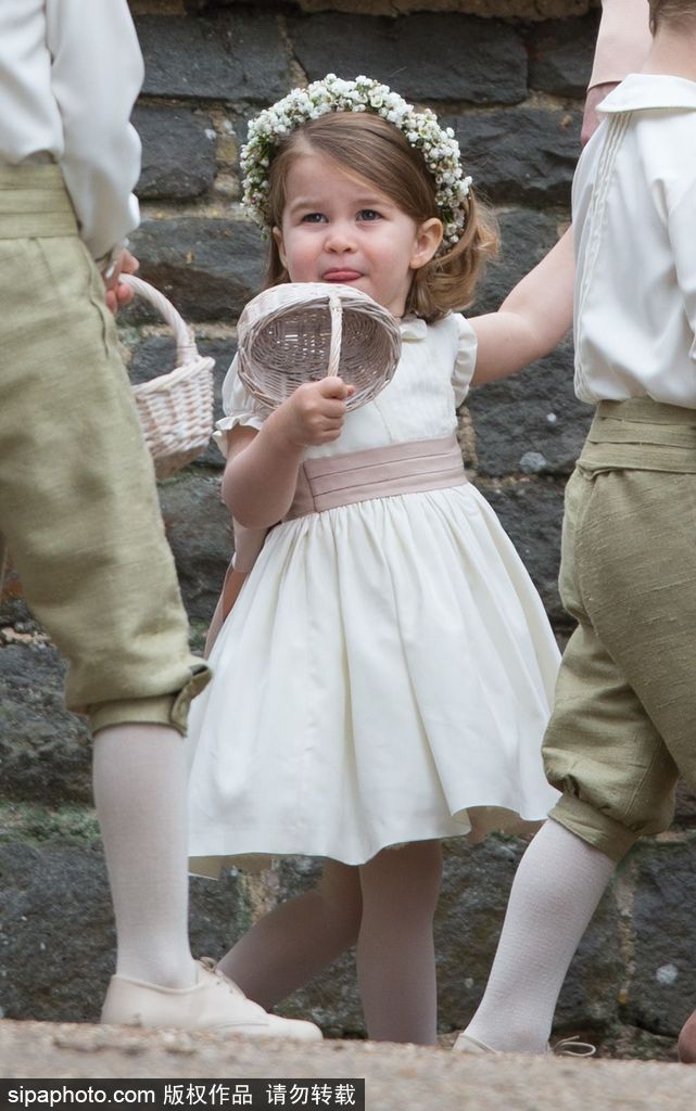 妹妹結婚凱特王妃忙壞了 照顧倆萌娃場面溫馨有愛