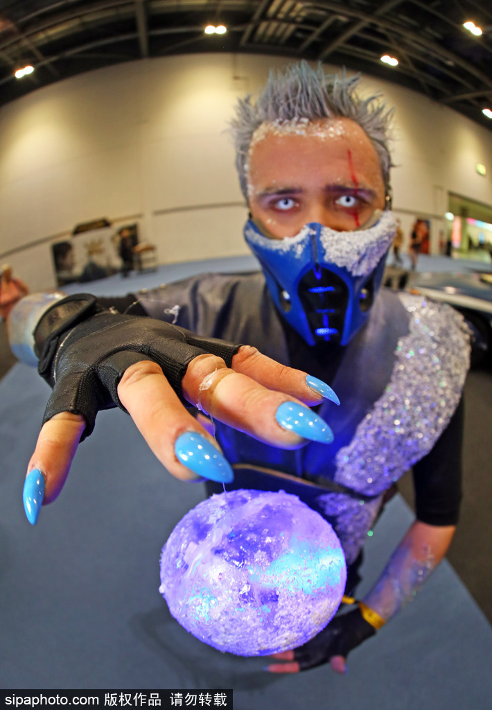 2017倫敦動漫展開幕 各路coser大顯神通