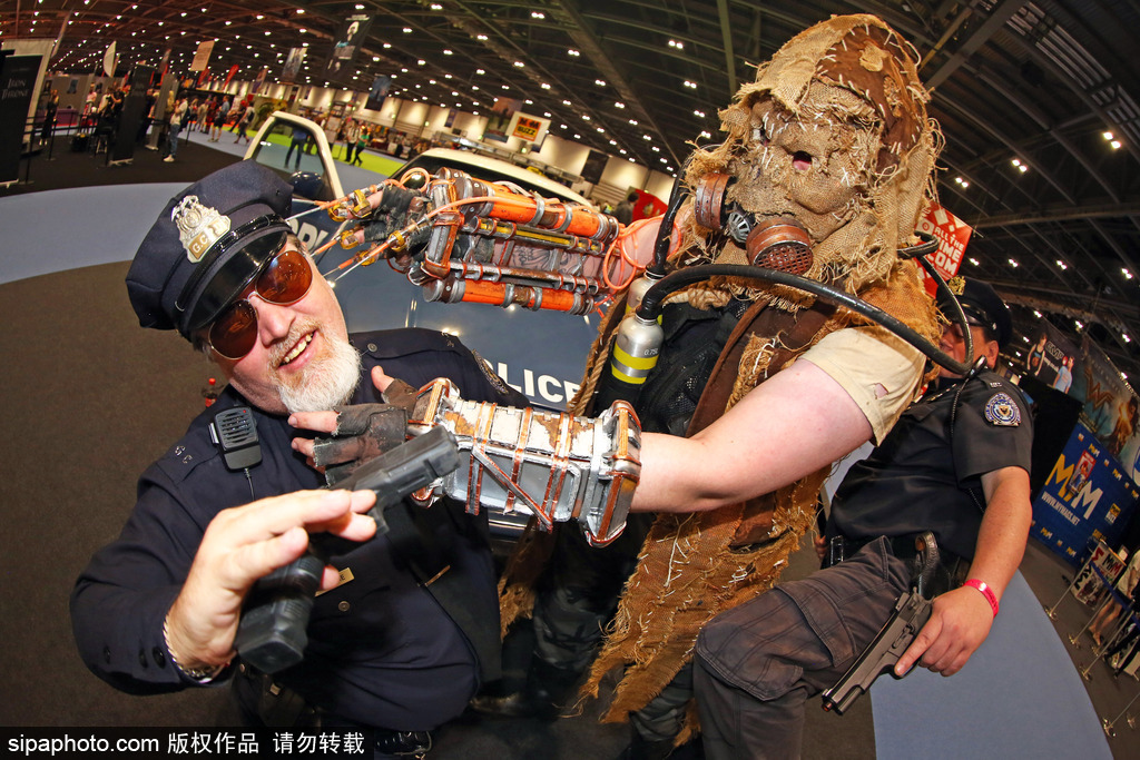 2017倫敦動漫展開幕 各路coser大顯神通