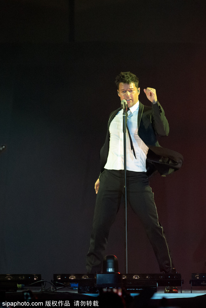 拉丁歌王瑞奇·馬丁西班牙火爆開唱彰顯個(gè)人魅力