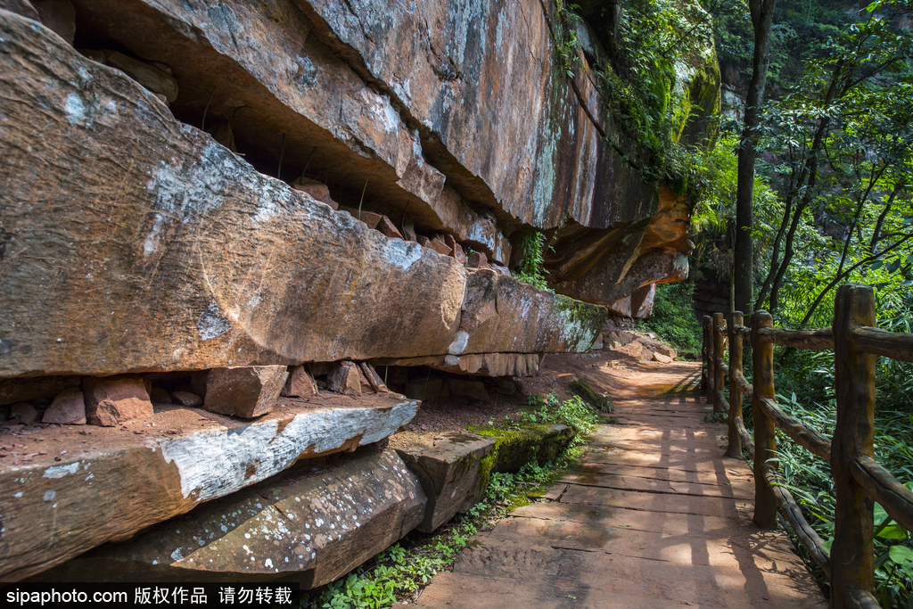 真的美哭了！ 盤點國內最美喀斯特地貌