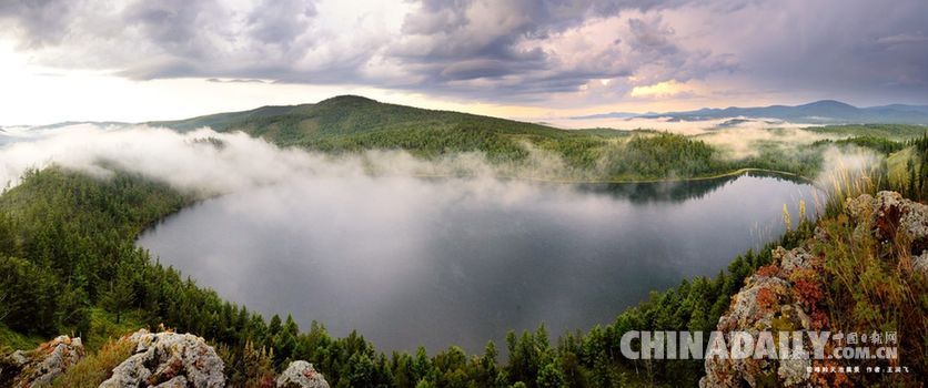 【秀美中國(guó)】世界上最大的天池群——阿爾山天池群