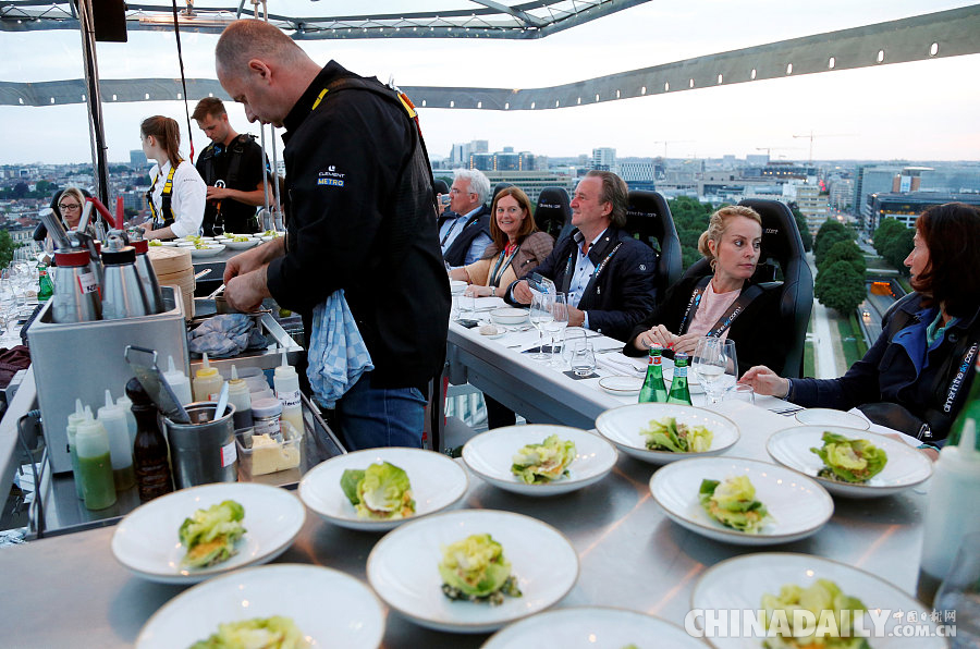 比利時(shí)打造“空中花園” 游客高空享美食
