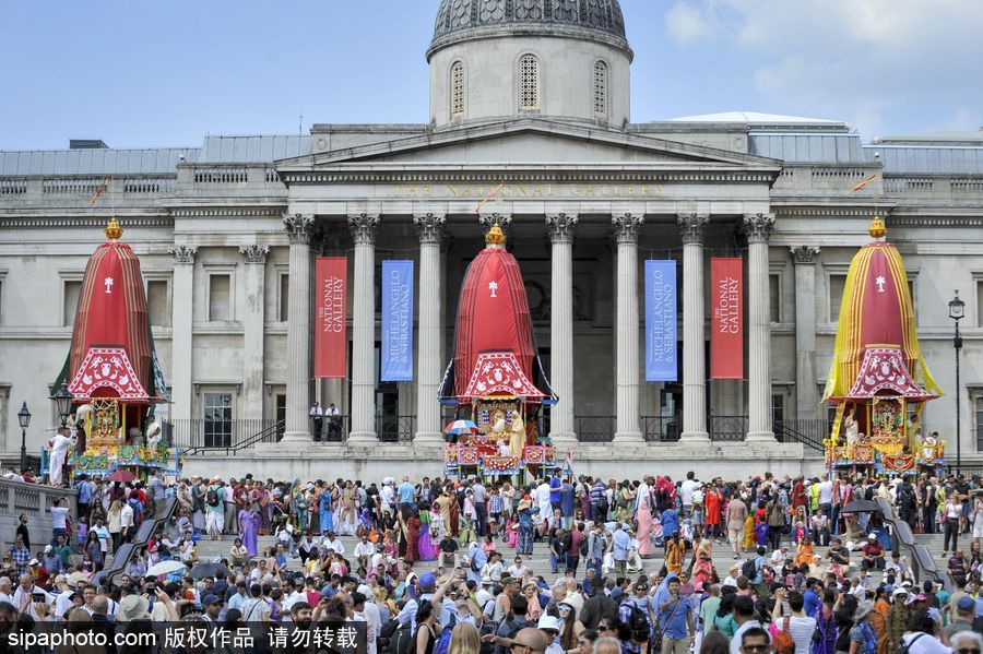 英國倫敦慶祝倫敦壇車節 民眾一路載歌載舞