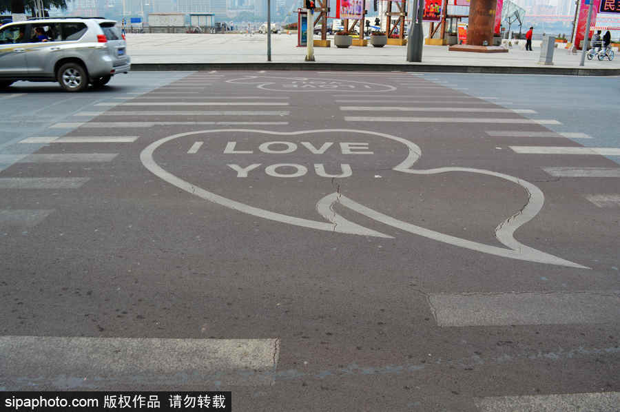 斑馬線也瘋狂 盤點創意人行橫道藝術