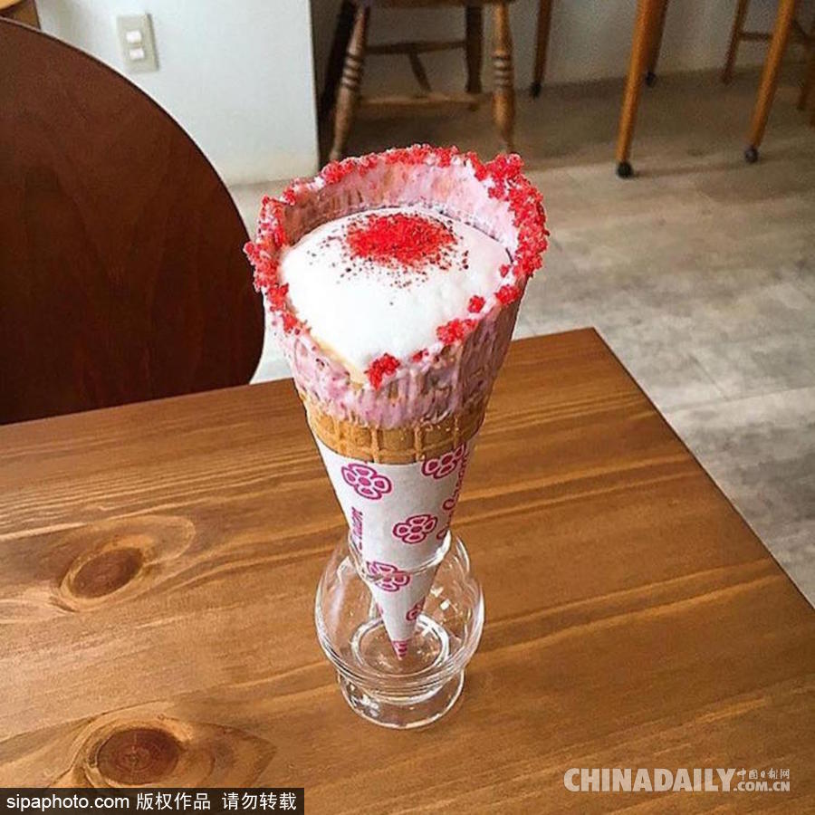 來一杯脆皮咖啡！東京一咖啡店標新立異推出能喝的“甜筒”