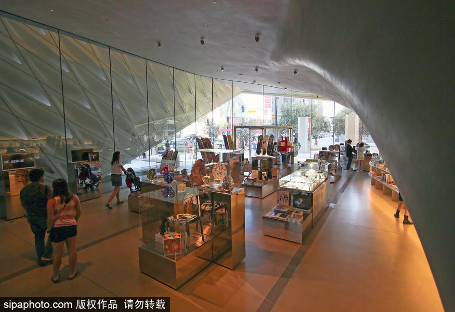 走進(jìn)美國布洛德博物館 開啟生動有趣的藝術(shù)之旅