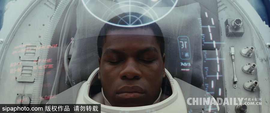 《星球大戰：最后絕地武士》海報曝光 12月震撼登陸