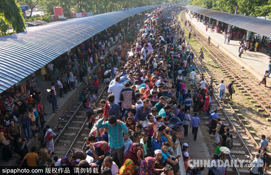 宰牲節即將到來 孟加拉國“火車大軍”購票場面不輸中國春運