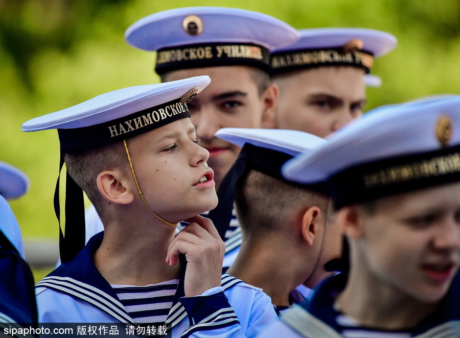 小“海軍”又帥又萌 俄羅斯海軍學校慶祝“知識日”