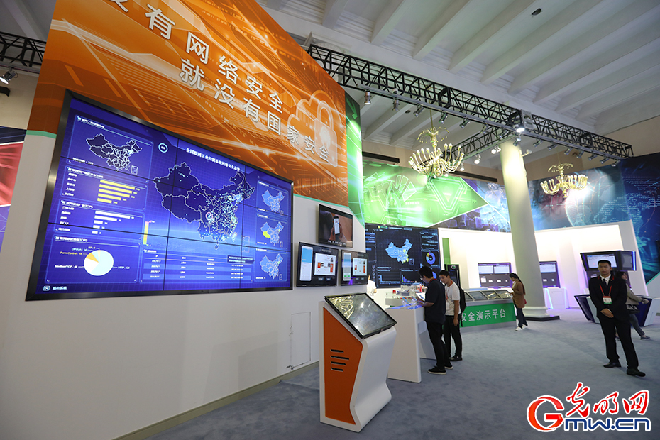 “砥礪奮進的五年”大型成就展在京開幕