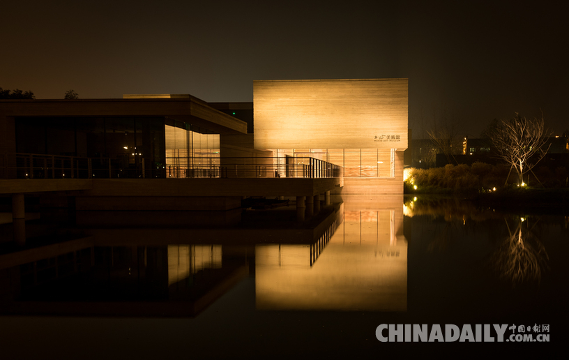 在烏鎮(zhèn)，有一種美麗叫夜色！