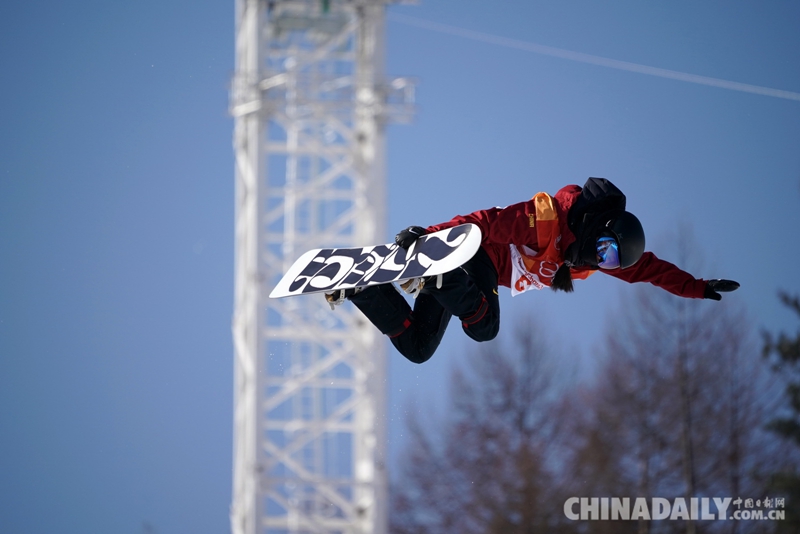冬奧會(huì)單板滑雪——女子U型場(chǎng)地：劉佳宇獲得銀牌