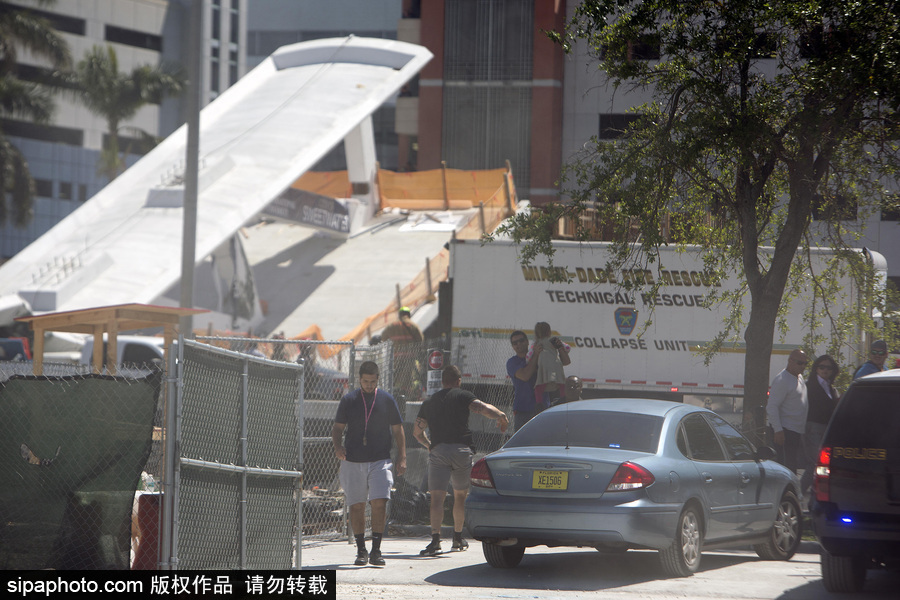 美國佛羅里達州一過街天橋坍塌 致多人死傷多輛汽車被壓