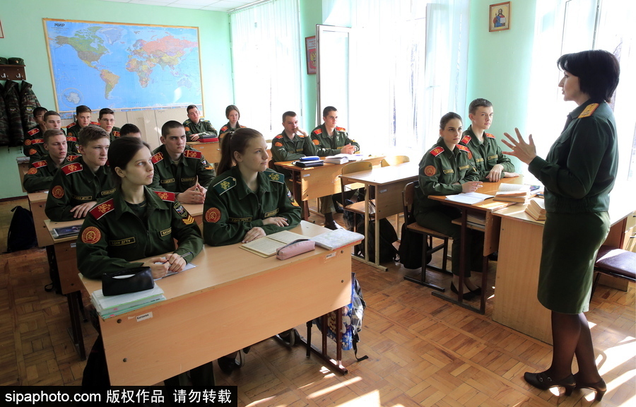 揭秘戰斗民族未來“警察”生活 走進尼古拉斯二世少年警官學校