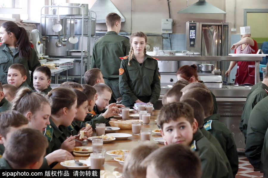 揭秘戰(zhàn)斗民族未來“警察”生活 走進尼古拉斯二世少年警官學校