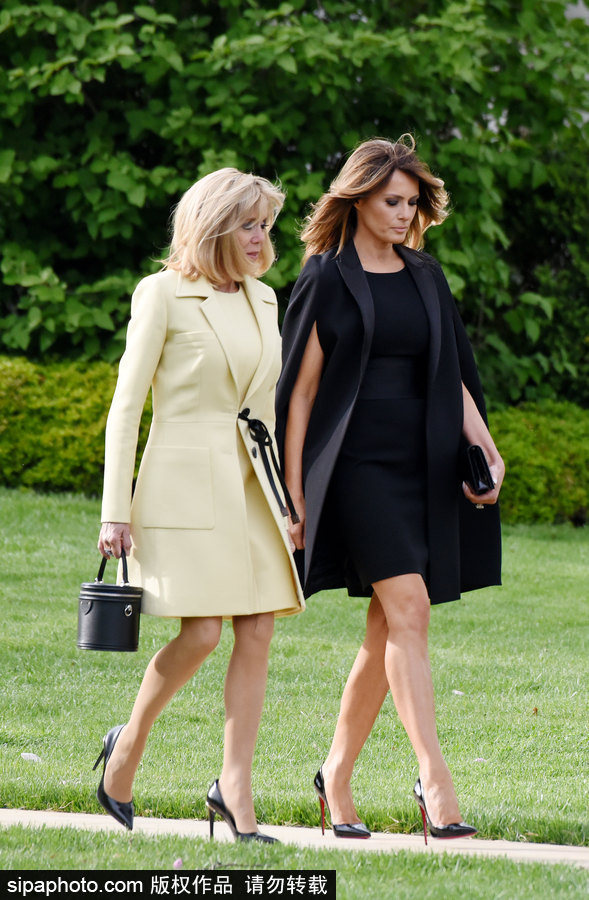 美法第一夫人同框！高貴氣質不相上下