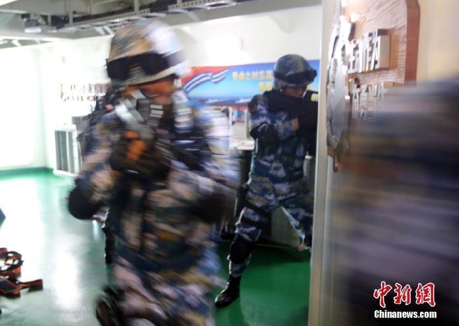 中國海軍173艦艇編隊組織針對性訓練