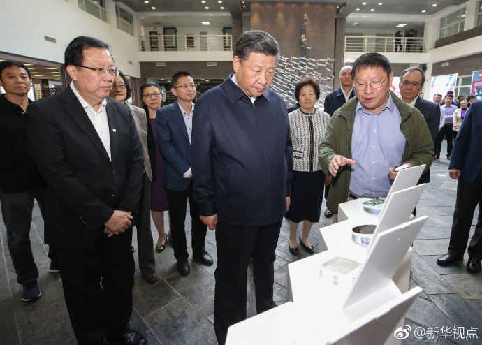 習(xí)近平在北京大學(xué)考察時(shí)強(qiáng)調(diào):抓住培養(yǎng)社會(huì)主義建設(shè)者和接班人根本任務(wù) 努力建設(shè)中國(guó)特色世界一流大學(xué)