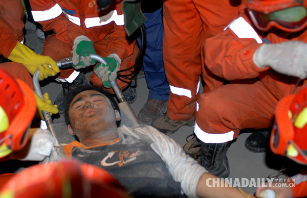 汶川地震“可樂男孩“：享受可樂世界，珍惜當(dāng)下生活