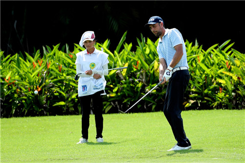 海口錦標賽第二輪延至周六補賽:史蒂文·勞頓和白托德并列領先會館成績榜