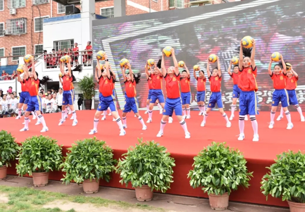 校園足球發(fā)展論壇在義烏舉行，各方論劍校園足球