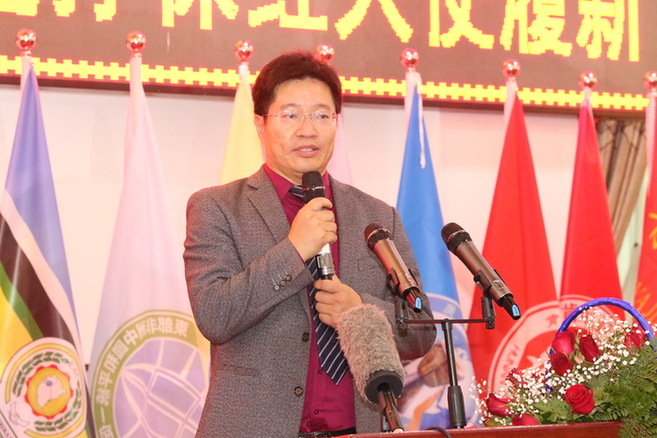 肯尼亞華人社團舉行儀式 歡迎孫保紅大使履新