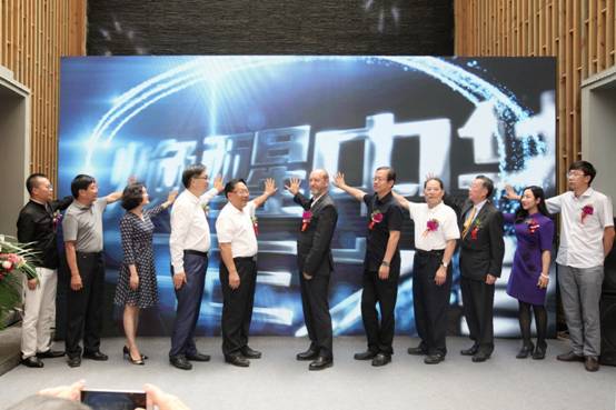 傳承多彩非遺 點(diǎn)亮千年之美——2018中國（國際）非遺高峰論壇召開