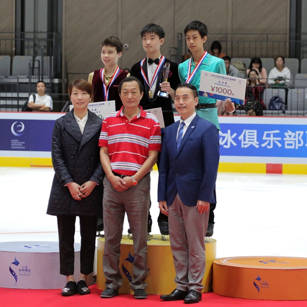 發(fā)掘后備人才、帶動(dòng)三億人參與冰雪運(yùn)動(dòng)，首屆俱樂(lè)部聯(lián)賽在京落幕