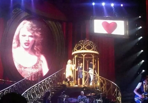 霉霉打破沉默表達政治立場，特朗普：對她歌的喜愛減少25%丨外媒說