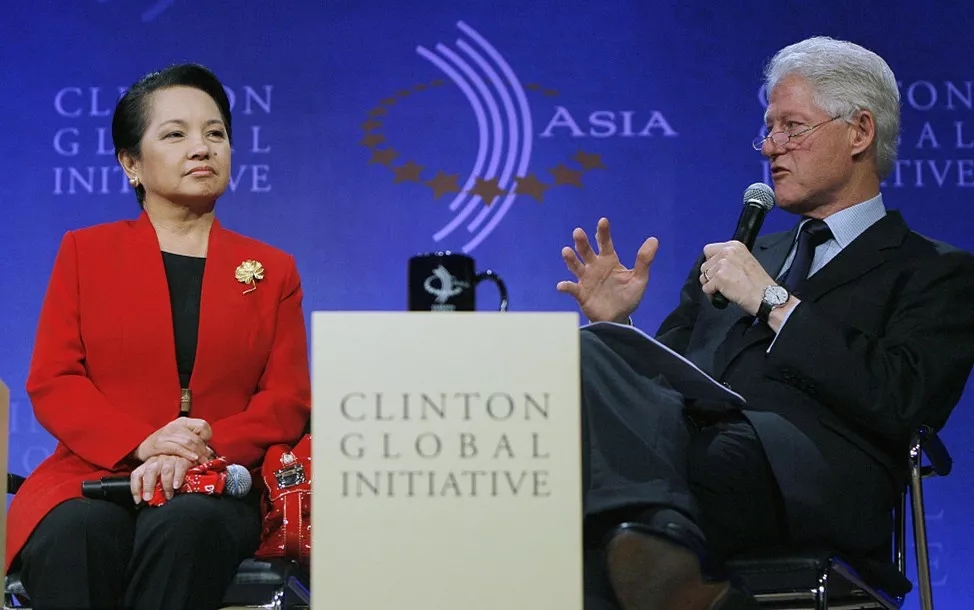 菲律賓前總統阿羅約:中國能飛速發展,我一點都不驚訝丨40年40人