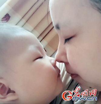 【牽媽媽的手】無論走多遠(yuǎn)，您都是我永遠(yuǎn)的依戀