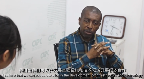 【“一帶一路”國家記者看中國】加納記者:中國幫我們國家修建鐵路