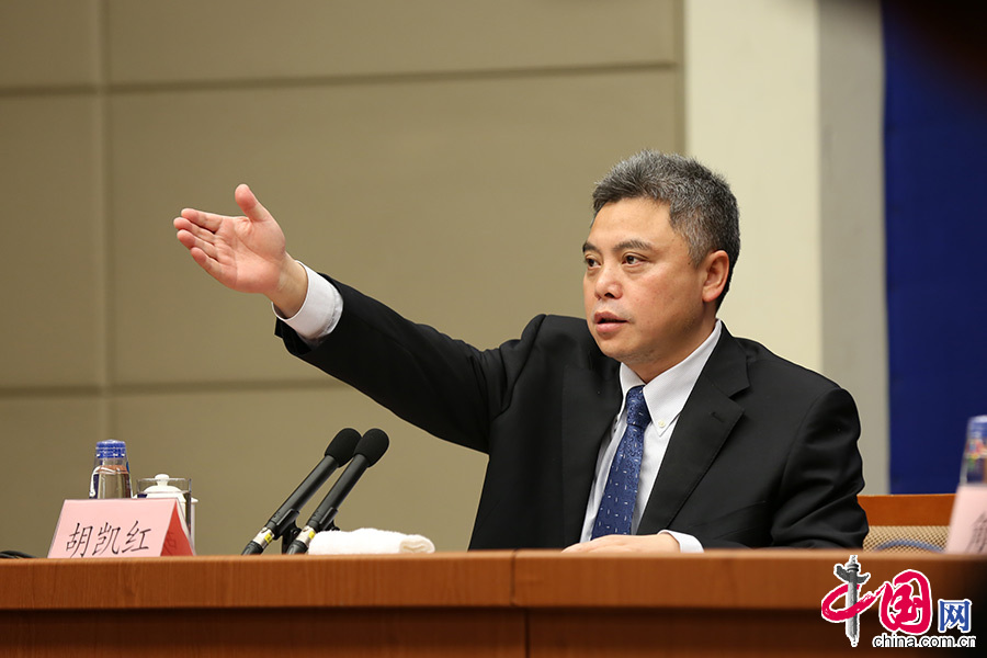 解振華:中國(guó)應(yīng)對(duì)氣候變化成效顯著 將如期參加巴黎氣候大會(huì)