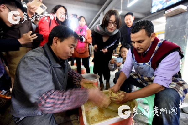 【領航新征程】花繁葉茂說“豐年” 中外青年學者點贊精準脫貧“中國方案”