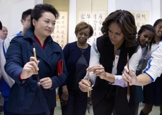 中美第一夫人共看熊貓！當中國牡丹遇到美國玫瑰